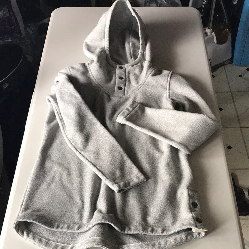 The North Face Hooded Sweater (Pullover Style)